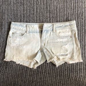 Size 4 American Eagle Light Wash Denim Shorts